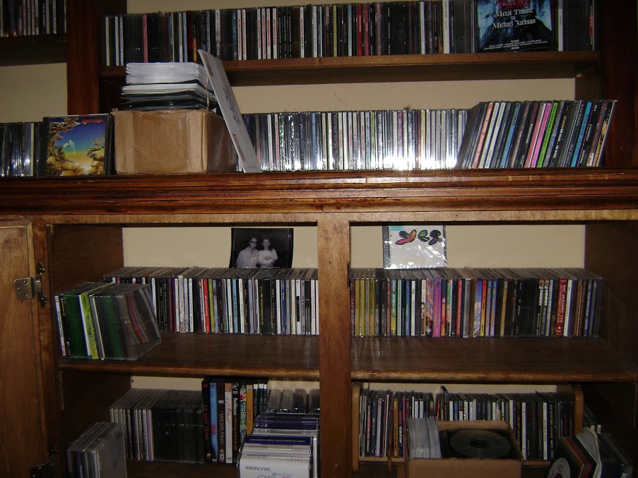 Maplecrest - Yes Collection - bookcase