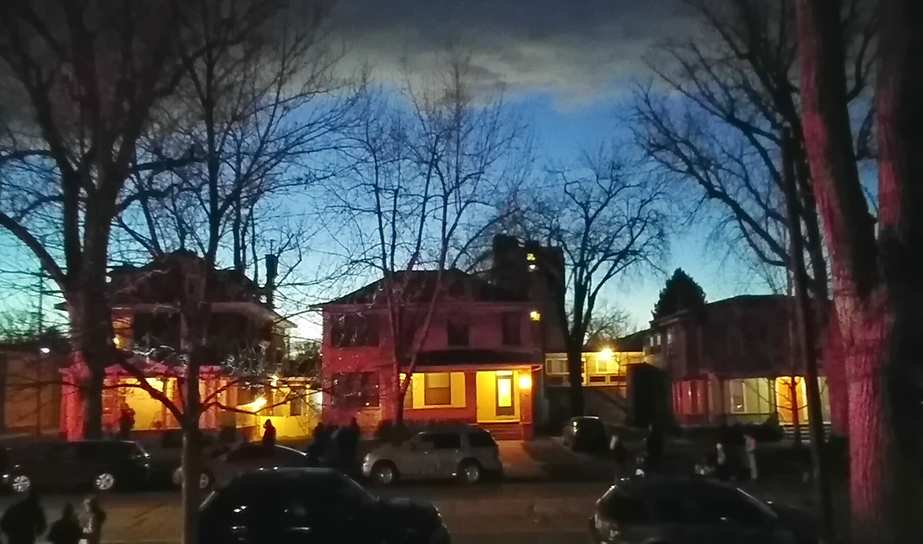 CO - Greeley - Before Parade Starts (2018 11 24)_(171907)