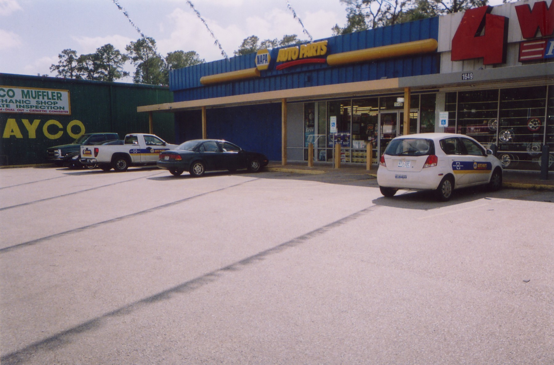 NAPA - Gessner Road - sometime in 2006 - photo by GB